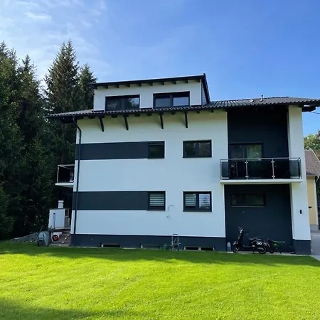 Apartment Celine